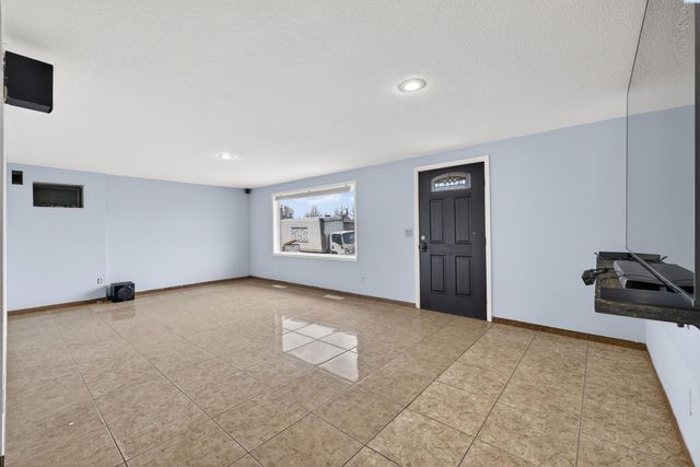 1536 W Ella St, Pasco, WA 99301