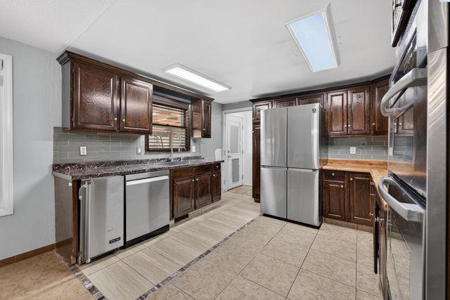 1536 W Ella St, Pasco, WA 99301