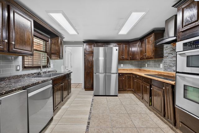 1536 W Ella St, Pasco, WA 99301