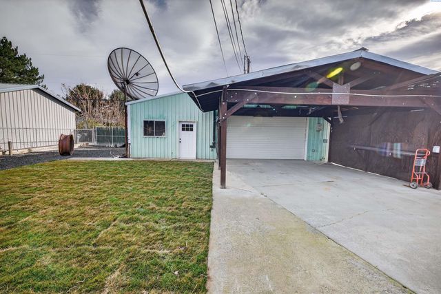 1536 W Ella St, Pasco, WA 99301