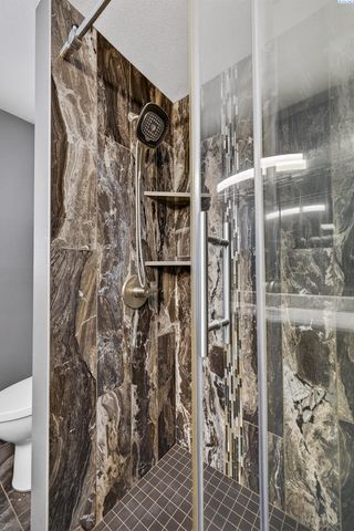 1536 W Ella St, Pasco, WA 99301