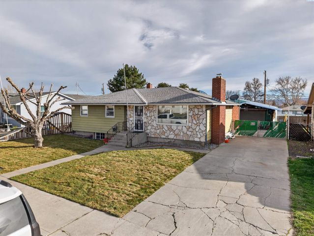 1536 W Ella St, Pasco, WA 99301