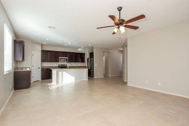 12051 W Tether Trail, Peoria, AZ 85383