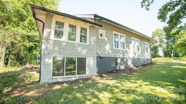 303 Bouchelle Street, Morganton, NC 28655