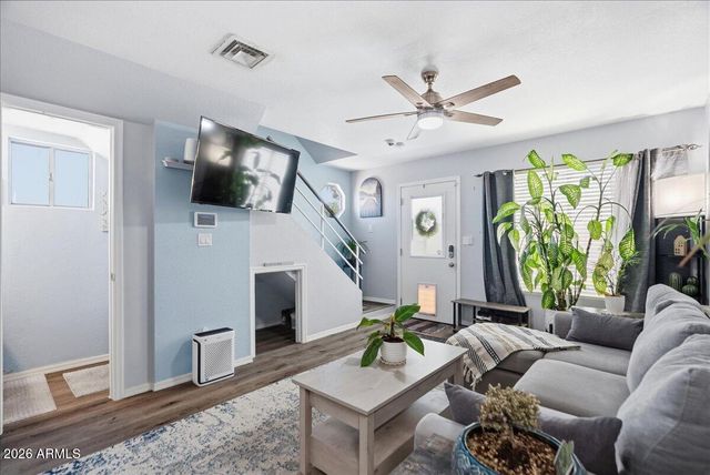 510 N Alma School Road 101, Mesa, AZ 85201