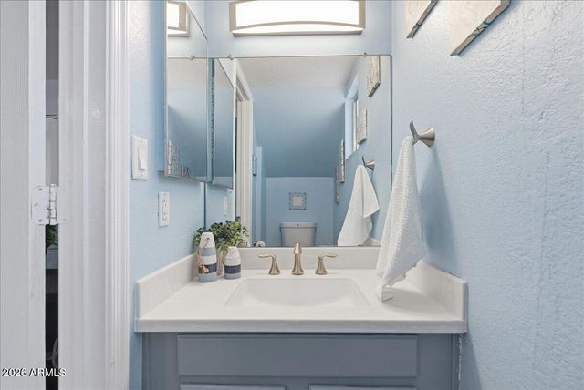 510 N Alma School Road 101, Mesa, AZ 85201