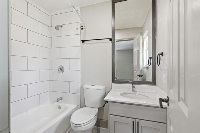 704 Buckingham PL, Austin, TX 78745