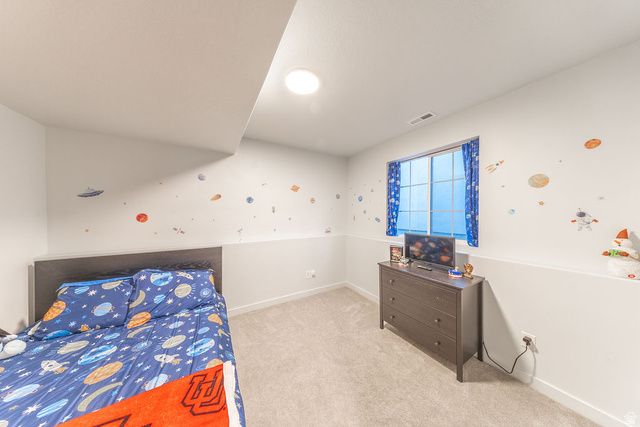 1694 S HAYFIELD DR, West Haven, UT 84401