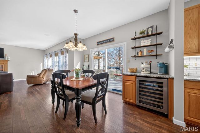 709 Stonewood Bend Drive, Lake St Louis, MO 63367