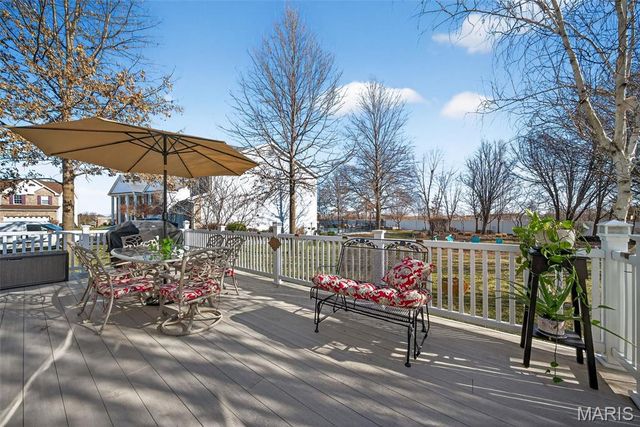 709 Stonewood Bend Drive, Lake St Louis, MO 63367