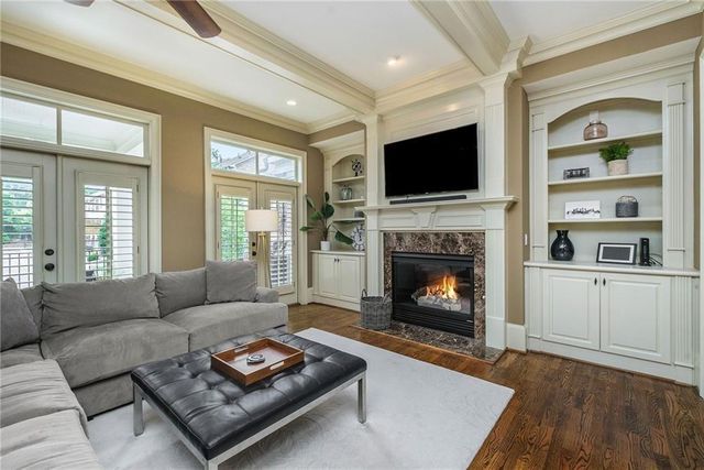 3611 E Paces Way NE, Atlanta, GA 30326