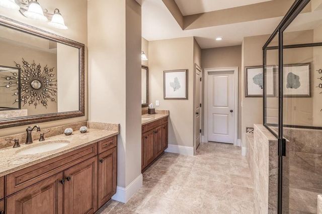 3611 E Paces Way NE, Atlanta, GA 30326