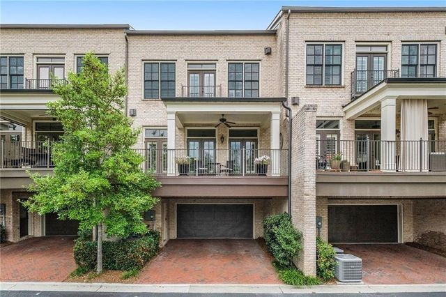 3611 E Paces Way NE, Atlanta, GA 30326