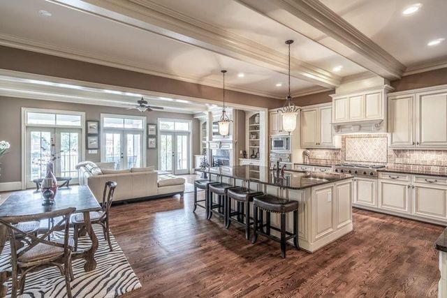 3611 E Paces Way NE, Atlanta, GA 30326