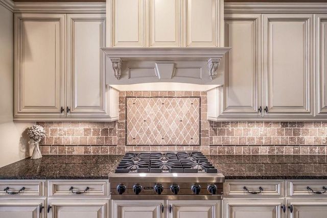 3611 E Paces Way NE, Atlanta, GA 30326