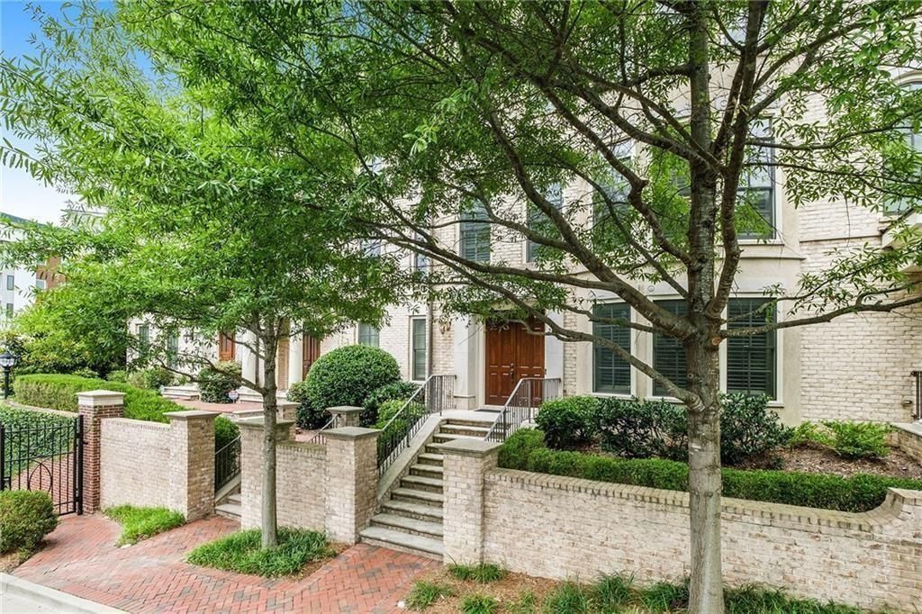 3611 E Paces Way NE, Atlanta, GA 30326
