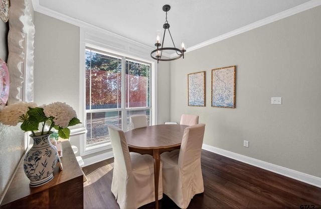 7373 Hearthstone Ln, Tyler, TX 75703