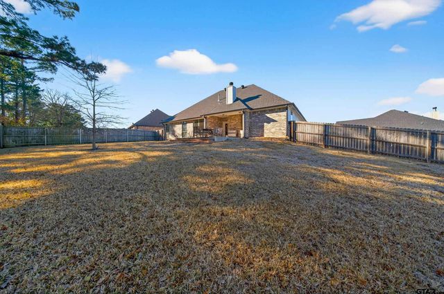 7373 Hearthstone Ln, Tyler, TX 75703