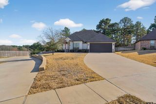 7373 Hearthstone Ln, Tyler, TX 75703