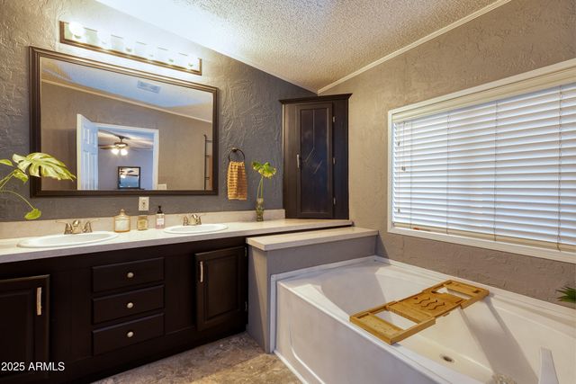 2702 Lazy River Lane, Lakeside, AZ 85929