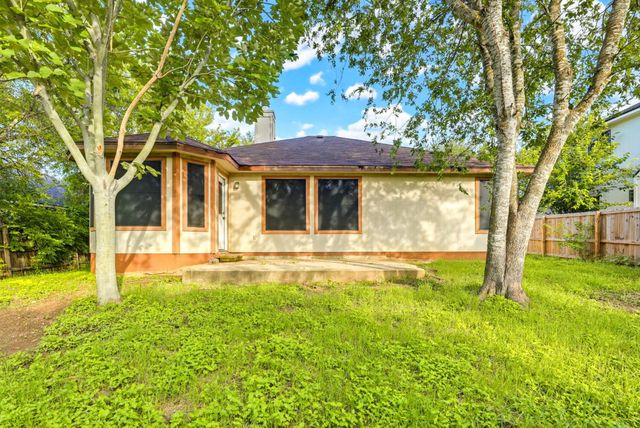 196 Langely, Kyle, TX 78640