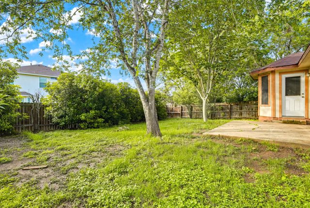 196 Langely, Kyle, TX 78640