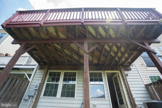 10246 WHITWORTH LN, Manassas, VA 20110