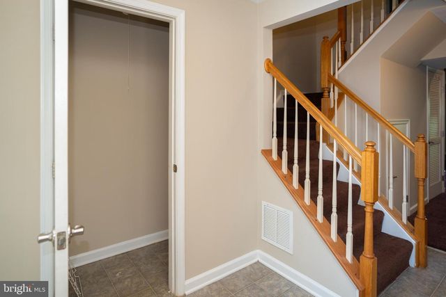 10246 WHITWORTH LN, Manassas, VA 20110