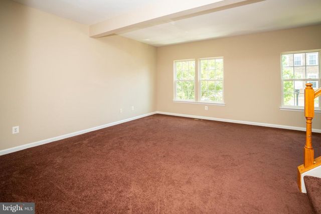 10246 WHITWORTH LN, Manassas, VA 20110