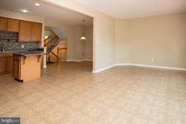 10246 WHITWORTH LN, Manassas, VA 20110
