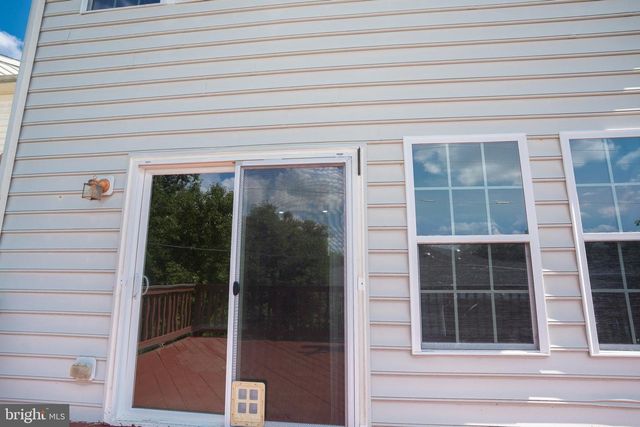 10246 WHITWORTH LN, Manassas, VA 20110