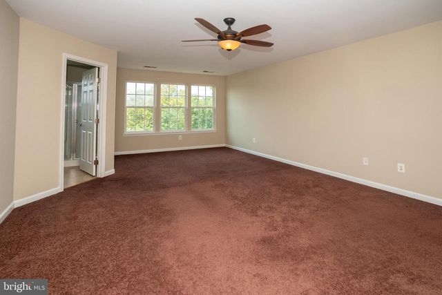 10246 WHITWORTH LN, Manassas, VA 20110