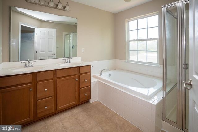 10246 WHITWORTH LN, Manassas, VA 20110