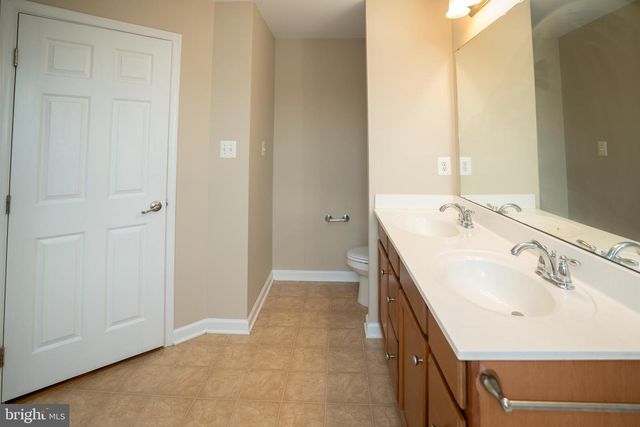 10246 WHITWORTH LN, Manassas, VA 20110