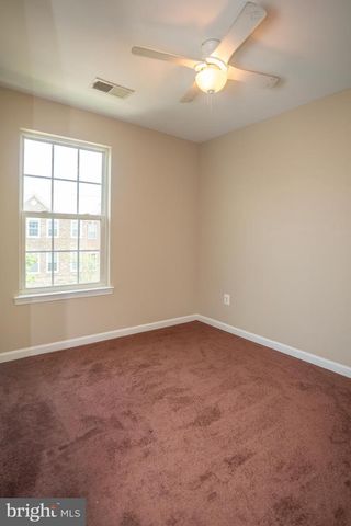 10246 WHITWORTH LN, Manassas, VA 20110