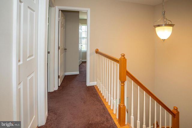 10246 WHITWORTH LN, Manassas, VA 20110