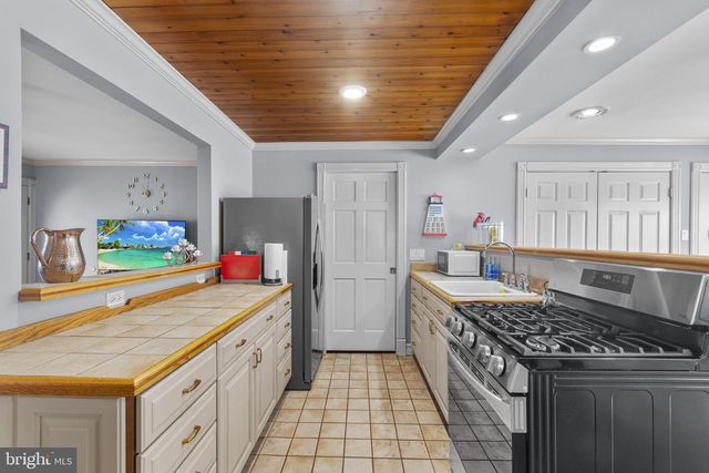 113 E COLTON LN, Williamstown, NJ 08094