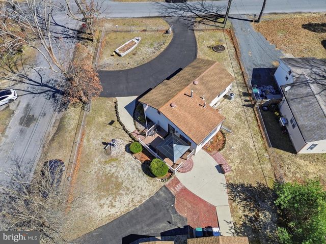 113 E COLTON LN, Williamstown, NJ 08094