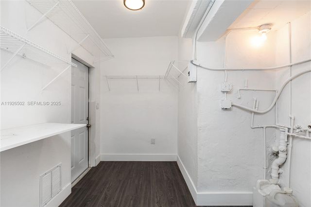 434 NW 110th St, Miami, FL 33168