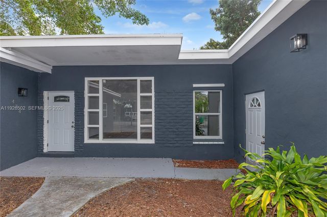 434 NW 110th St, Miami, FL 33168