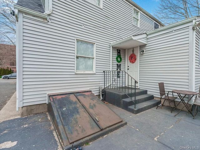 53 River Avenue, Patchogue, NY 11772