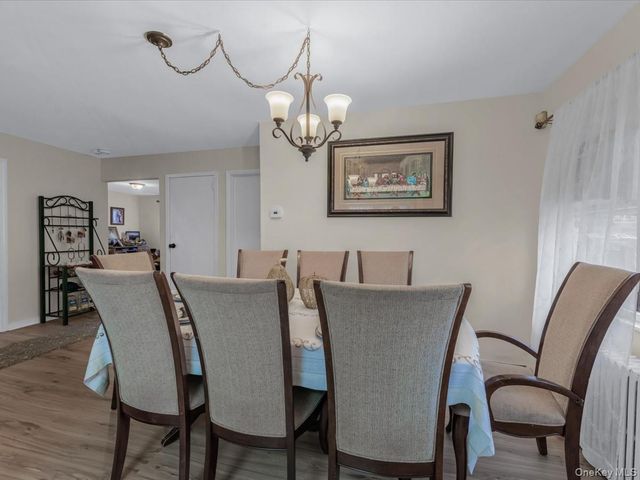 53 River Avenue, Patchogue, NY 11772