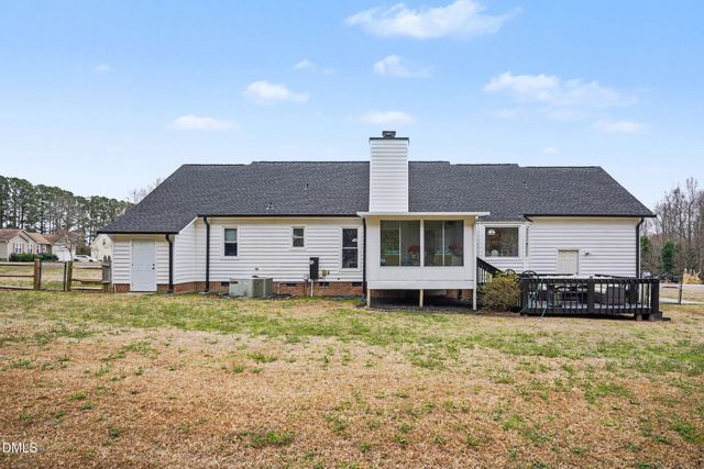 2416 Whitset Place, Willow Springs, NC 27592