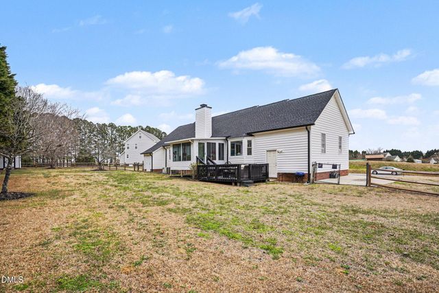 2416 Whitset Place, Willow Springs, NC 27592