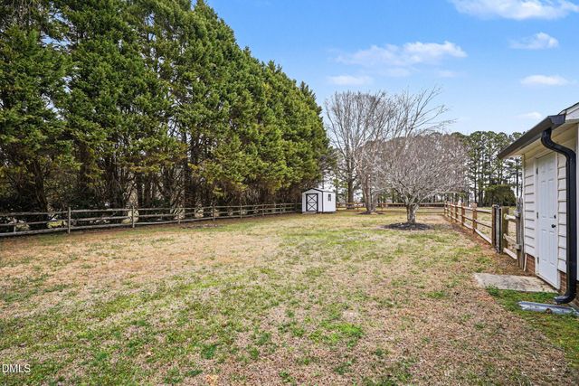 2416 Whitset Place, Willow Springs, NC 27592