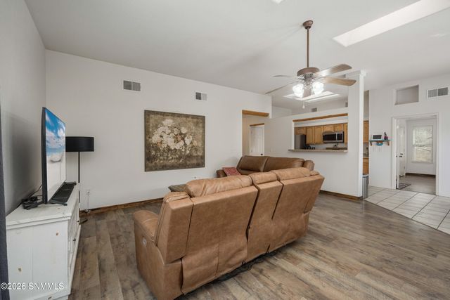 650 Cedardale Loop, Las Cruces, NM 88005