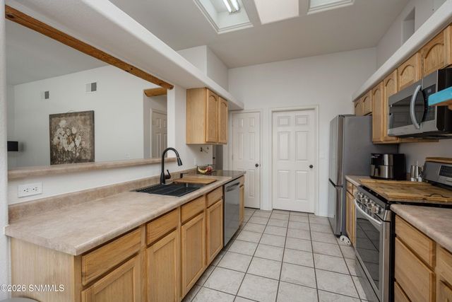 650 Cedardale Loop, Las Cruces, NM 88005