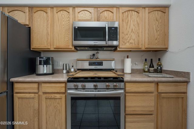 650 Cedardale Loop, Las Cruces, NM 88005