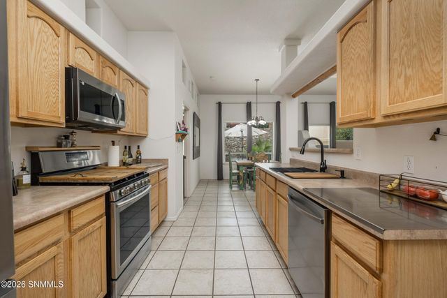 650 Cedardale Loop, Las Cruces, NM 88005