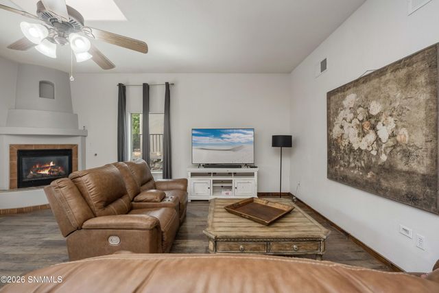 650 Cedardale Loop, Las Cruces, NM 88005